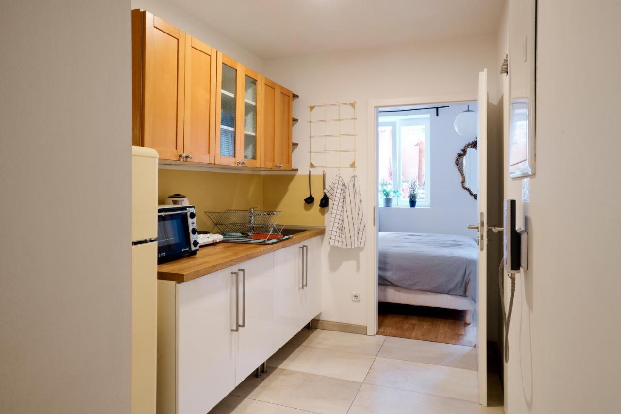 Beautiful Park Apartment for 4 Guests Berlin Exterior foto