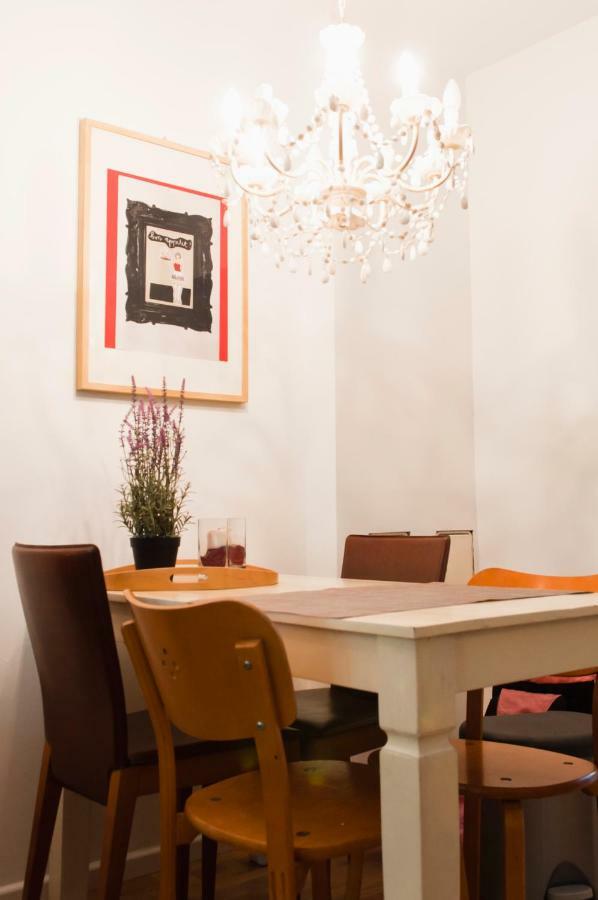 Beautiful Park Apartment for 4 Guests Berlin Exterior foto